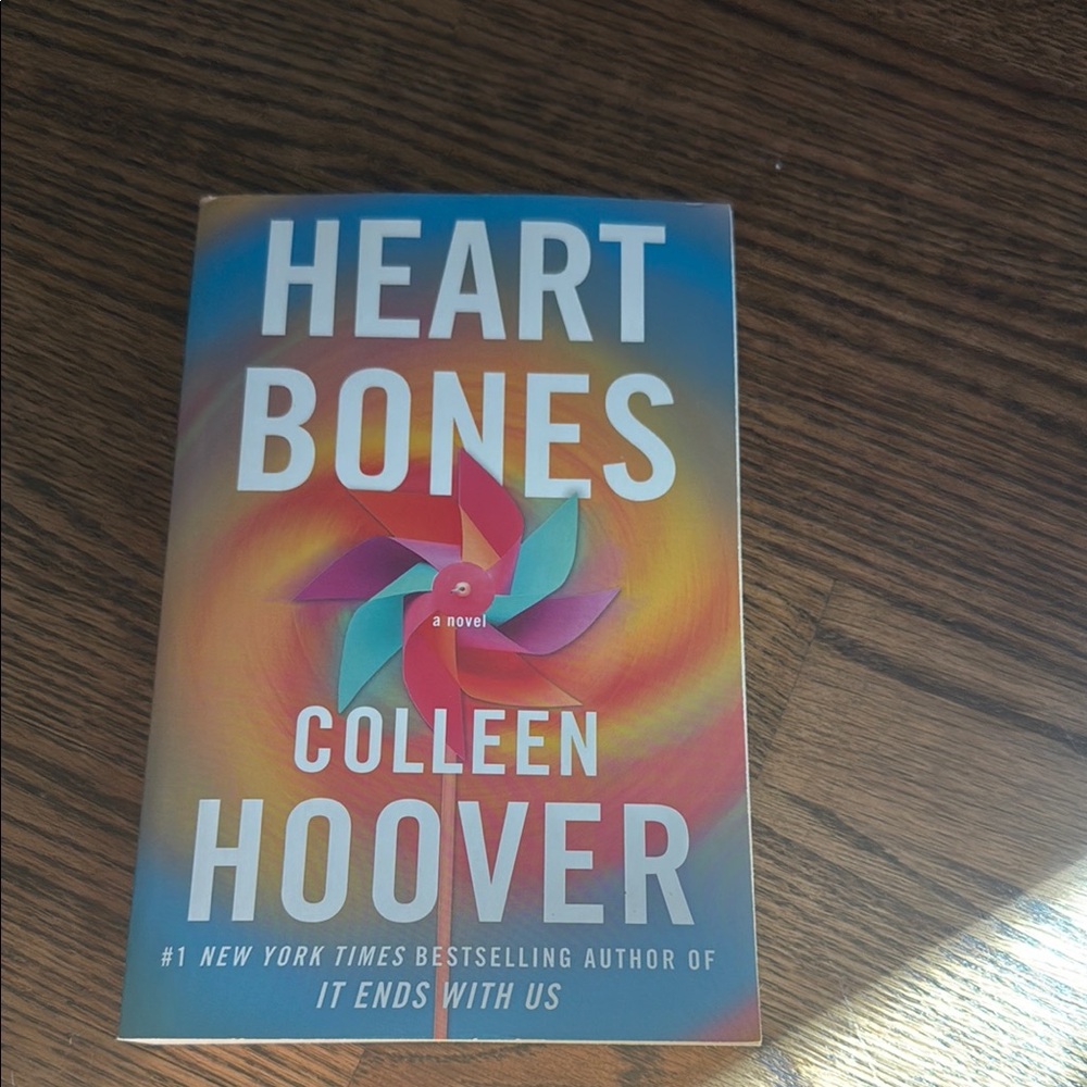 Heart Bones Paperback - Colleen Hoover